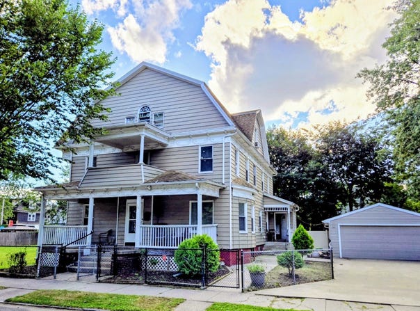 38 Northampton Ave, Springfield, MA 01109