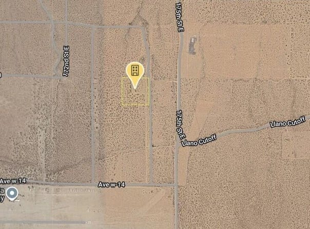 175th St E / Ave W10, Llano, CA 93544
