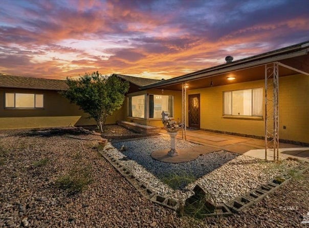 2955 S 1st Ave., Safford, AZ 85546