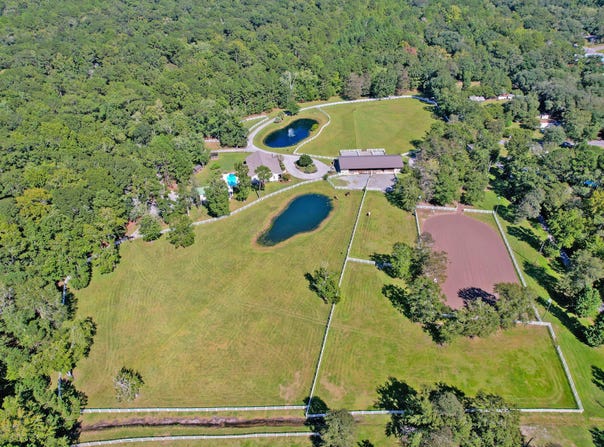 5348 Hunt Course Lane, Hollywood, SC 29449