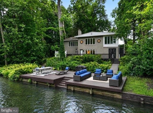 60 LAUREL Drive, MONROEVILLE, NJ 08343
