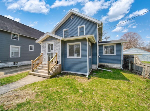 316 Carr Street, Jackson, MI 49201