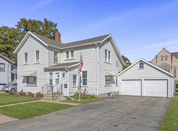 13 E 2nd Street, Sandwich, IL 60548