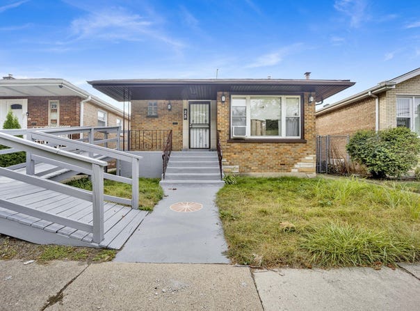 25 E 121ST Street, Chicago, IL 60628