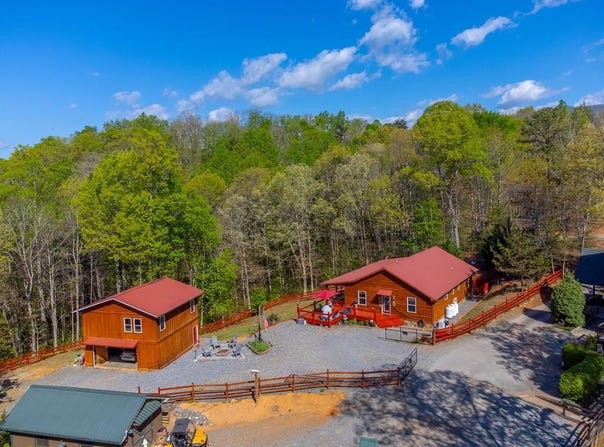 30 Sleepy Bear Ridge, Whittier, NC 28789