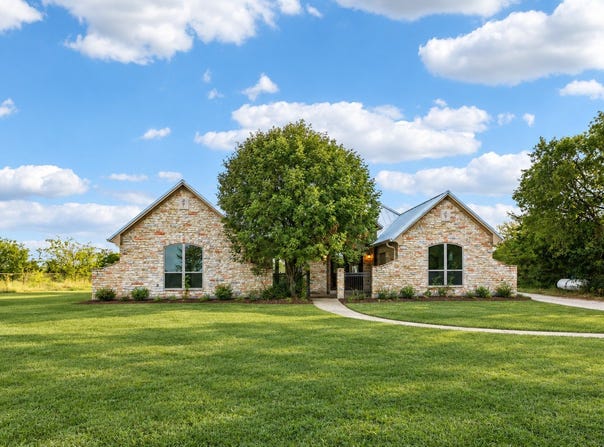 6620 Montgomery Road, Midlothian, TX 76065