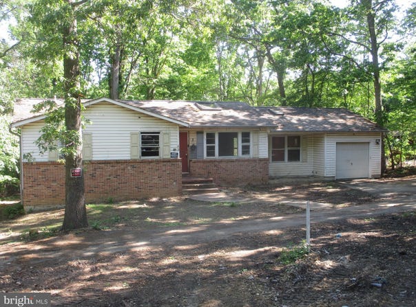 49 CRESTWOOD Drive, ELKTON, MD 21921