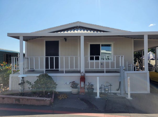 1515 E Capalina Rd, San Marcos, CA 92069