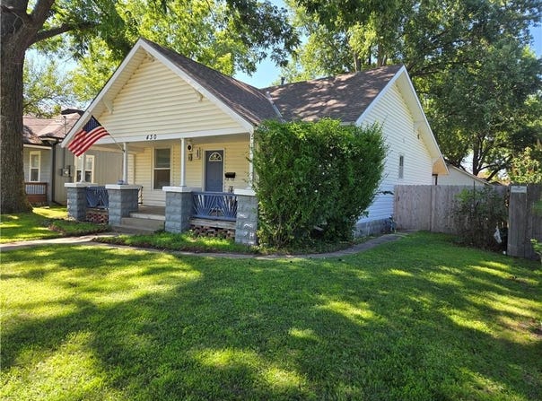 430 Walnut Avenue, Osawatomie, KS 66064