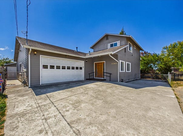 3260 Tremont Street, Eureka, CA 95501