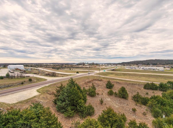 11239 Stave Mill Road, Mountain Grove, MO 65711