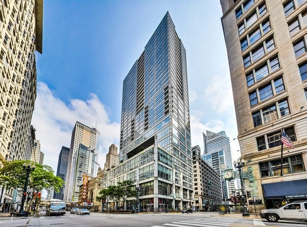 8 E Randolph Street, Chicago, IL 60601
