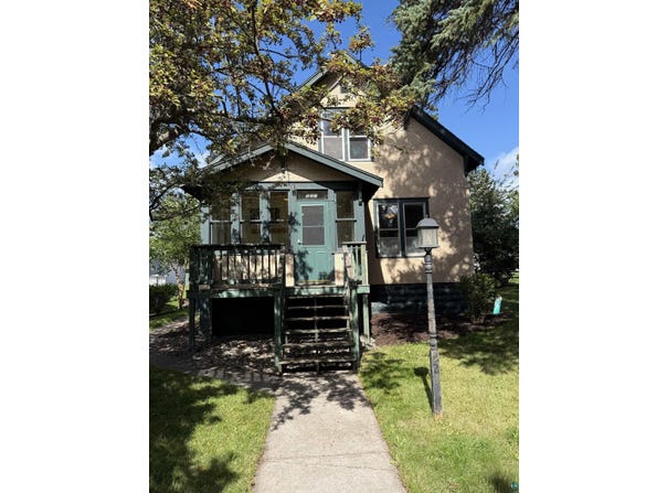 521 8th Ave, Two Harbors, MN 55616