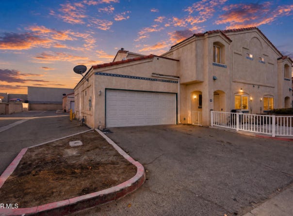 2320 E Avenue Q4, Palmdale, CA 93550