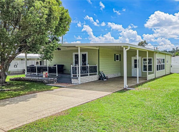 36952 GRACE Avenue, ZEPHYRHILLS, FL 33542