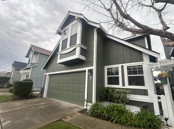 7 Cliff Walk, Vallejo, CA 94591