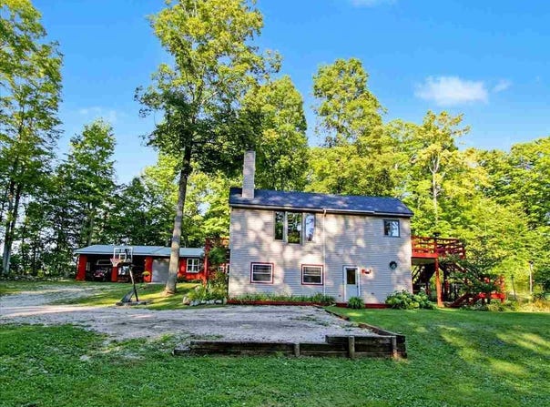 1218 N MILES, ELLSWORTH, MI 49729