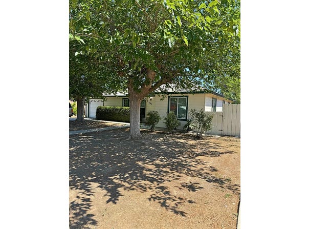 445 Yale Avenue, Coalinga, CA 93210