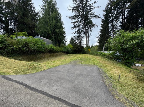 89388 VIEW Dr, Florence, OR 97439
