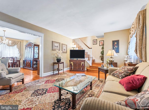 257 LONG Lane, UPPER DARBY, PA 19082