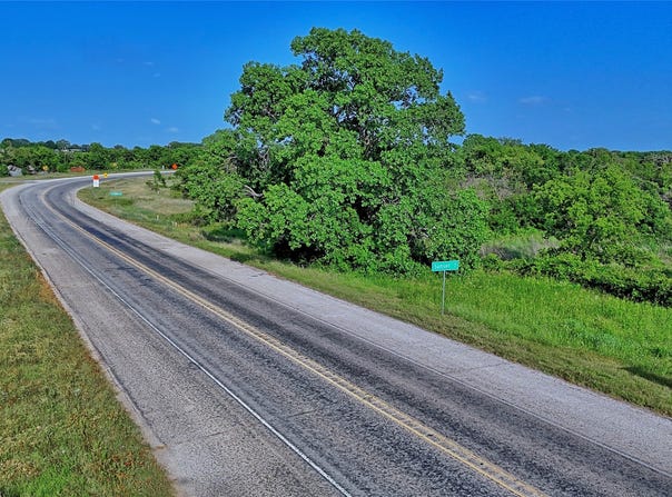 Hwy 101, Bowie, TX 76230