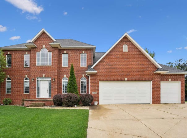 1225 Walters Pond Place, Cedar Falls, IA 50613