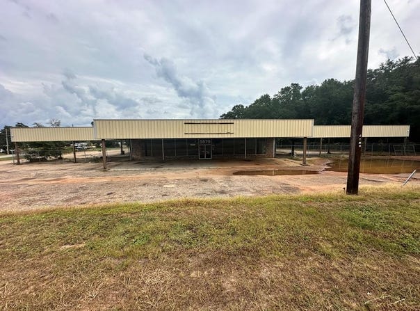 5879 Andrews Ave, Ozark, AL 36360