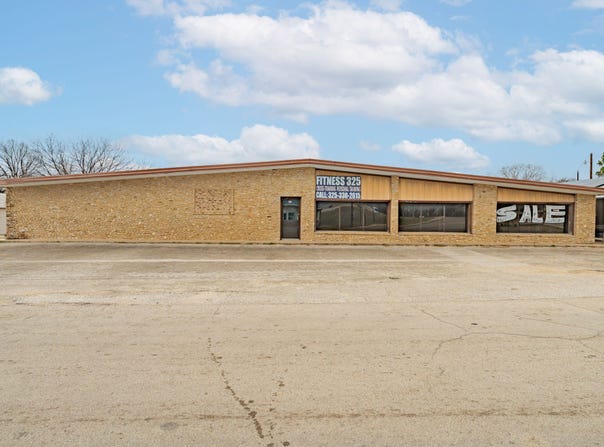 103 Indian Creek Drive, Comanche, TX 76442