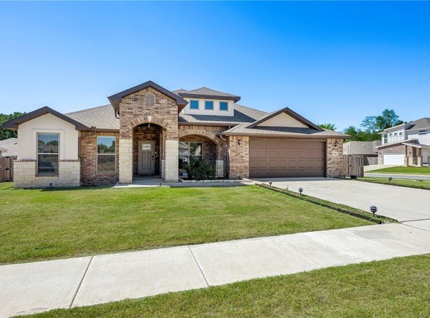 1601 Ari Avenue, Centerton, AR 72719