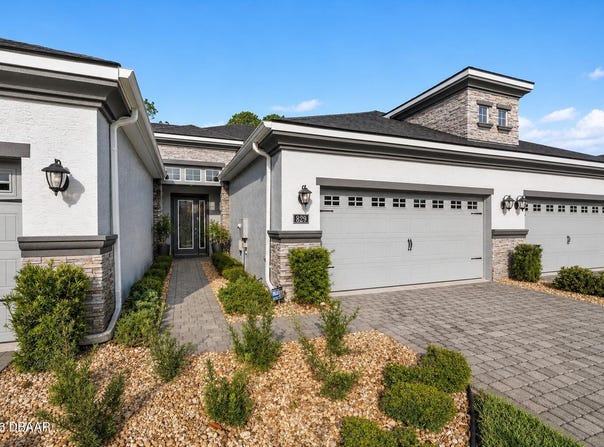 829 Pinewood Drive, Ormond Beach, FL 32174