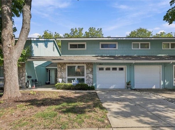6513 W 49th Street, Mission, KS 66202