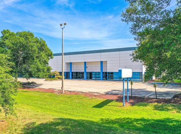 295 BARNES Boulevard, ROCKLEDGE, FL 32955