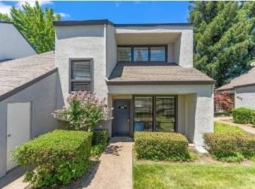 9258 Madison Avenue, Orangevale, CA 95662