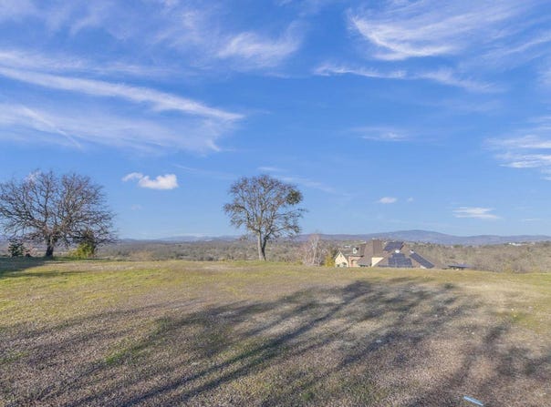 186 Leaf Crest Court, Copperopolis, CA 95228