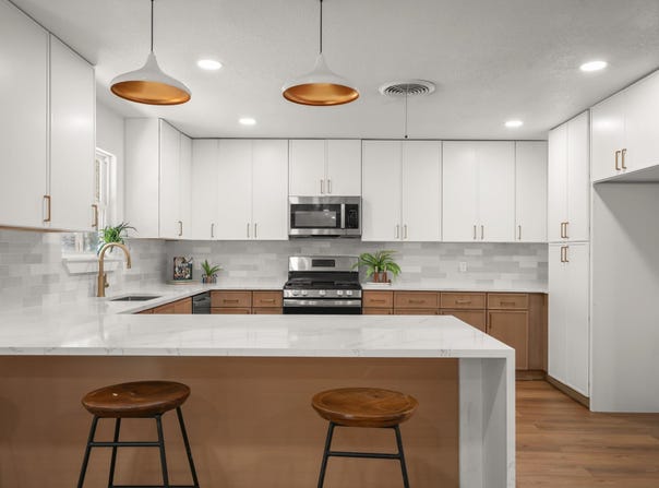 11704 Indianhead Dr, Austin, TX 78753