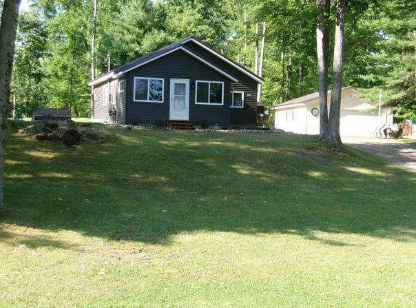 1808 Arbor Drive, Lake, MI 48632