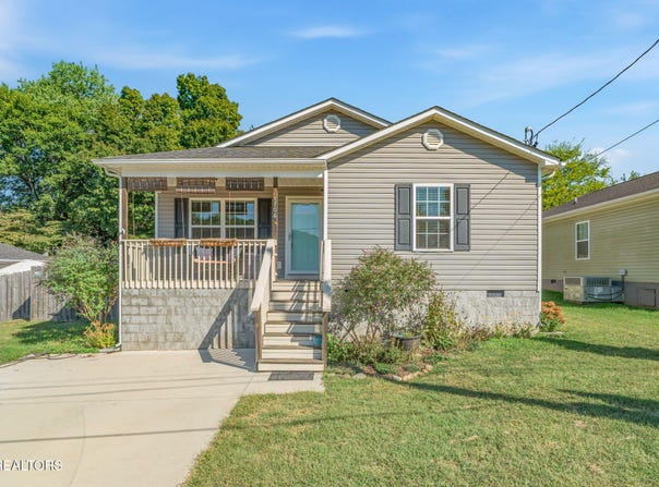 1706 Vada Circle, Knoxville, TN 37912