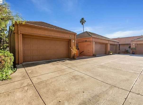 4001 W Lakeshore, San Ramon, CA 94582