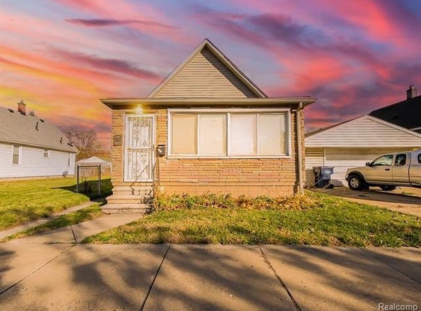 75 E Henry Street, River Rouge, MI 48218