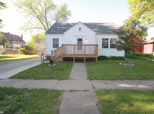 109 E State Street, Clarinda, IA 51632