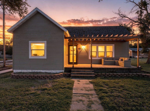 222 S 5th, Conway Springs, KS 67031