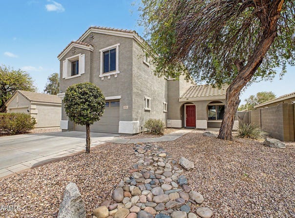 17611 W CALAVAR Road, Surprise, AZ 85388