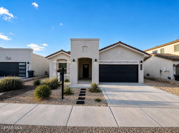 13054 EMMAROSE Way, El Paso, TX 79928