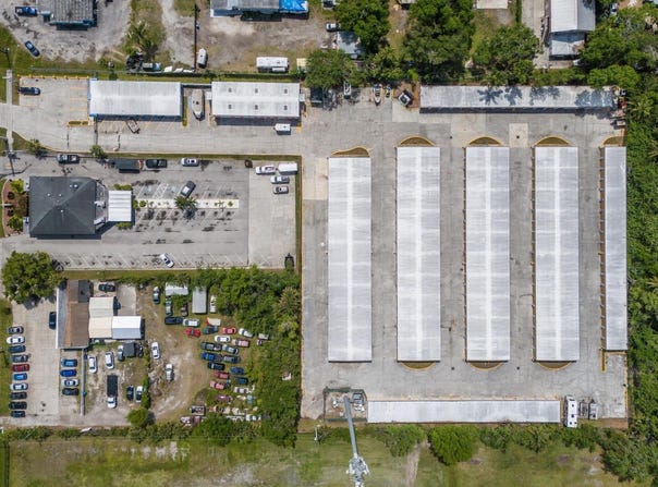 5550 15TH Street E, BRADENTON, FL 34203