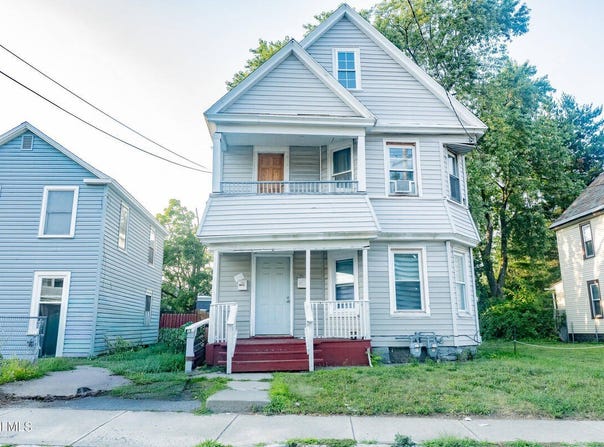 1206 4th Avenue, Schenectady, NY 12303