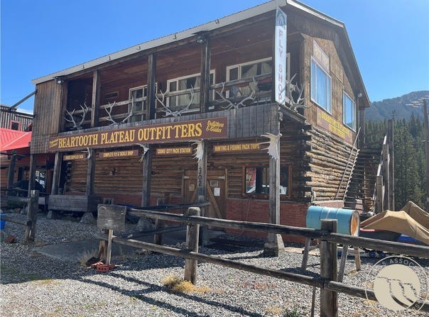 302 Main Street E, Cooke City, MT 59020