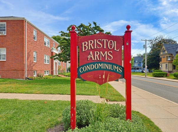 180 S Main St, Attleboro, MA 02703