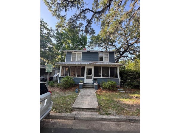 1102 NW 3RD Avenue, GAINESVILLE, FL 32601