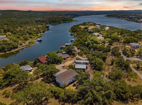 3615 Peninsular Dr, Marble Falls, TX 78654