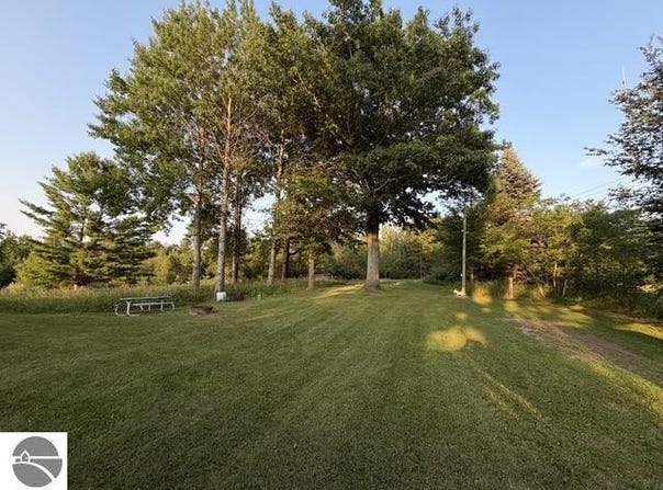 5886 M-65, Hale, MI 48739